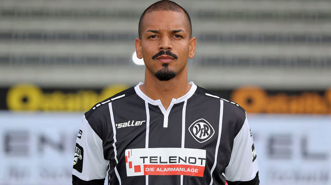 Profilbild vonRoyal-Dominique Fennell